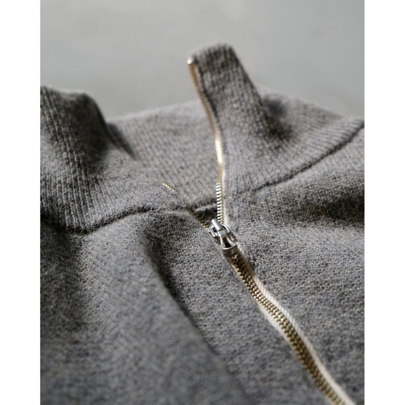 BATONER Men BACKLOOP CAMEL HALF ZIP | geep