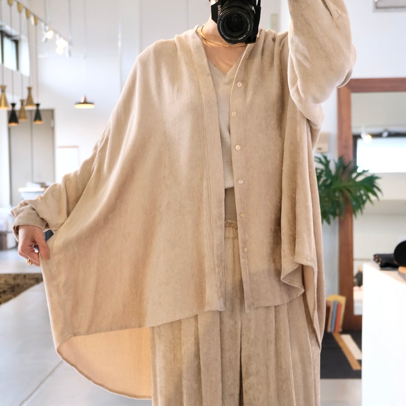 未使用　限定品suzuki takayuki over blouse ベージュ suzuki takayuki over blouse II | geep