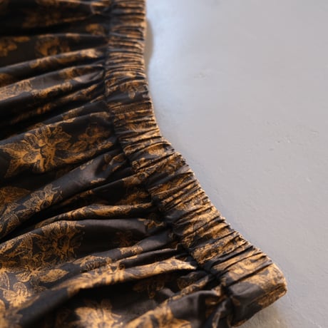 THOMAS MAGPIE 　flower print skirt　NO:2212610　BLACK