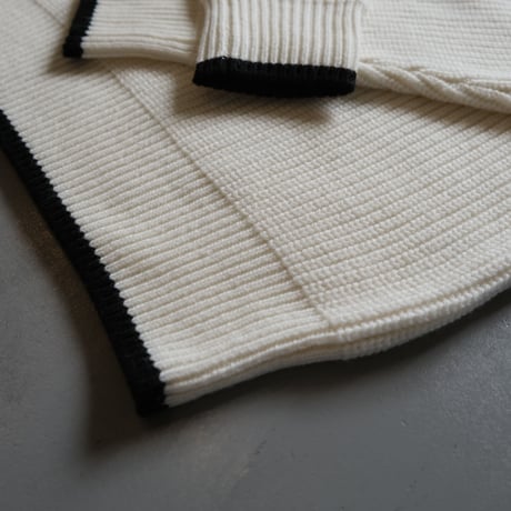 SINME　シンメ　ボトルネックタートル　S21-AW-12　WHITE×BLACK