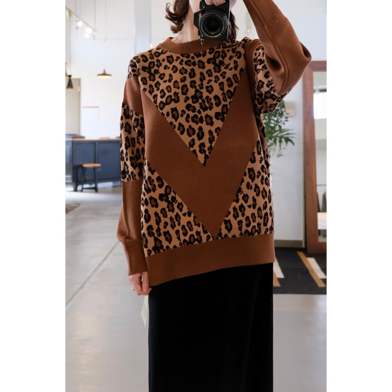 Thomas magpie reopard crewneck kint | geep