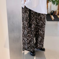 M53. BELTED LEOPARD PANTS