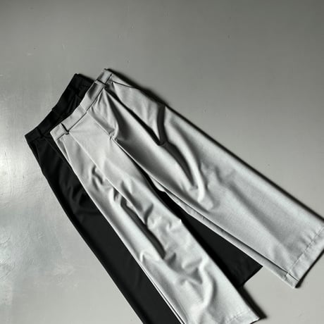 THOMAS MAGPIE   　tuck pants　2204310