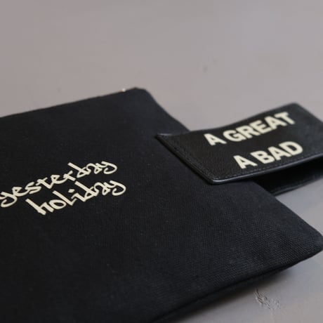INTOXIC.  HOLIDAY  RECORD  CLUTCH 　black
