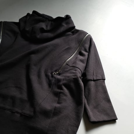 NAKAGAMI　ナカガミ　2WAYデザインパーカー　M0121A0037 　BLACK