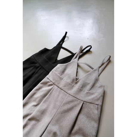 Thomas magpie overall