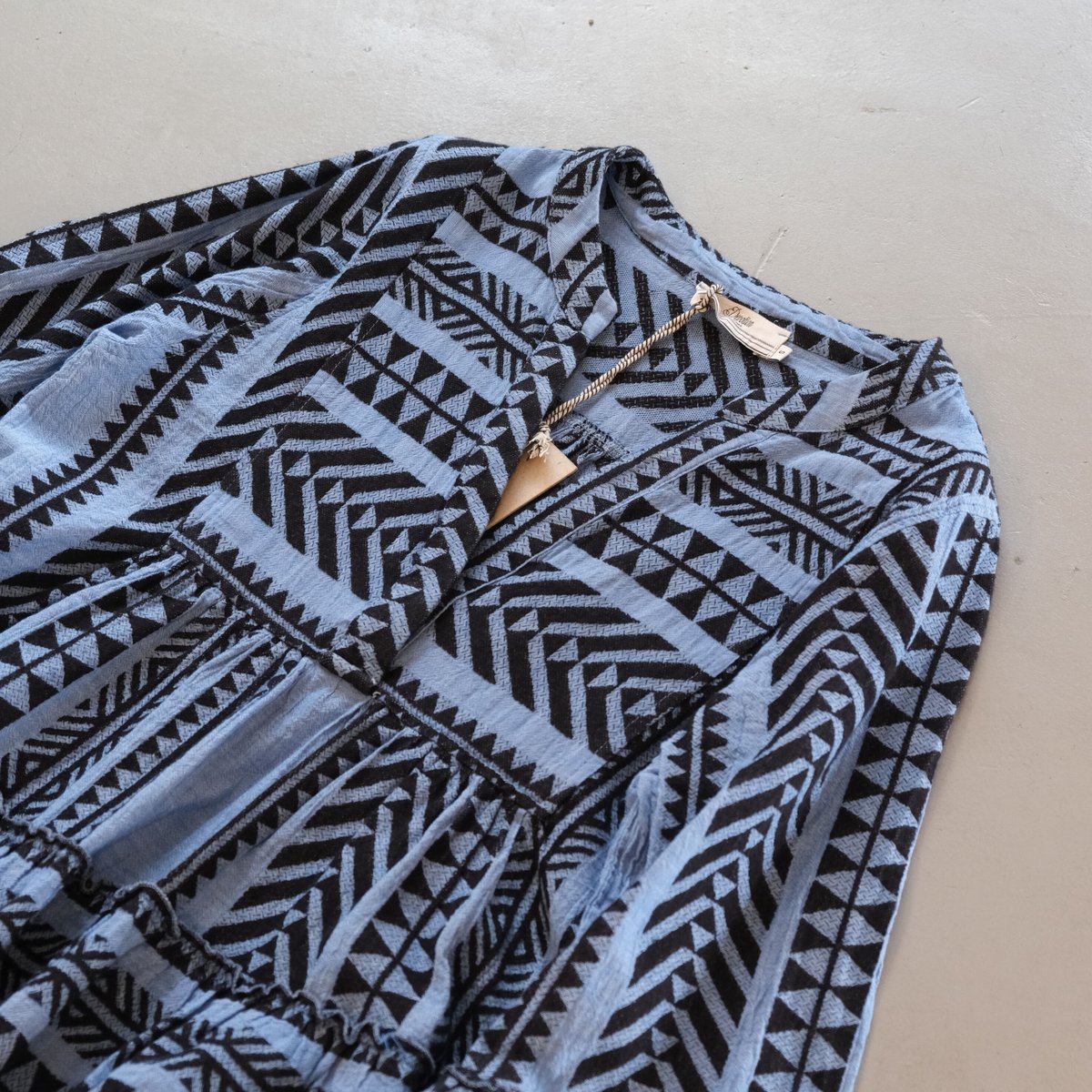 Devotion TWINS ELLA ジャカード ブラウス 023.319.3G | geep 