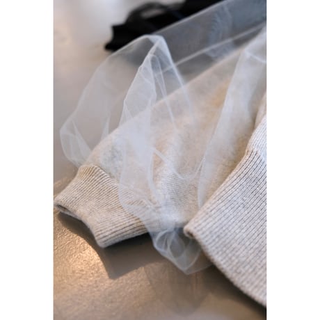 Thomas magpie     tulle knit