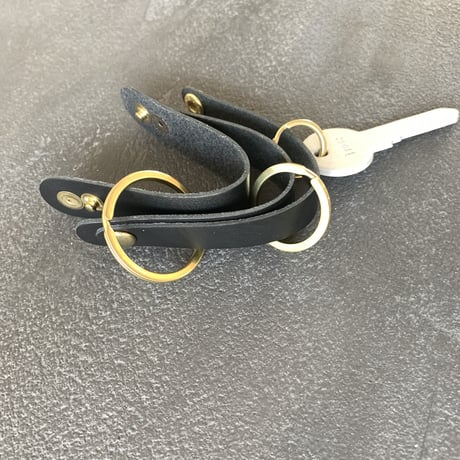 FOLD 3R KEY HOLDER   BLACK