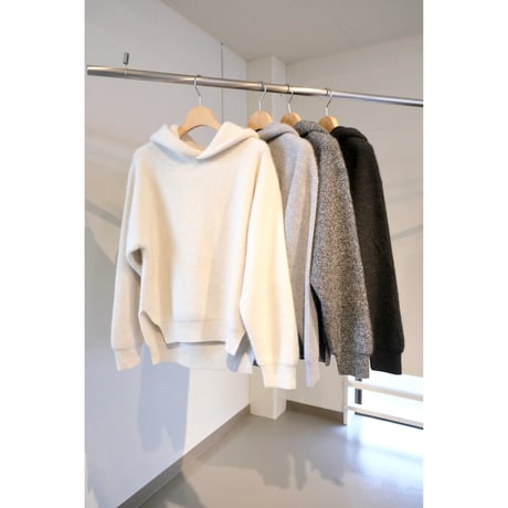 BATONER Women CASHMERE FOX PULL PARKER