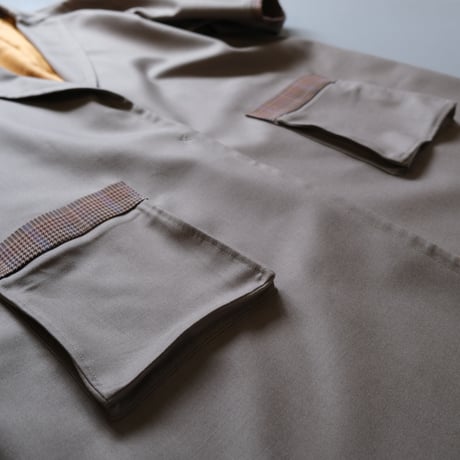 THOMASMGPIE　short sleeve coat　KAHKI　カーキ【2213202】