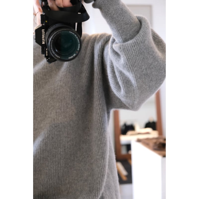 BATONER Woman CASHMERE FOX BOAT NECK FINGERHALL