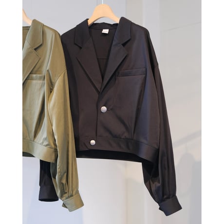 M53.    SHORT JACKET