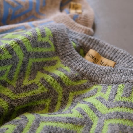 Thomas magpie    knit  “四方八方”