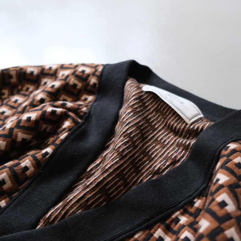 THOMASMGPIE トーマスマグパイ BLOCK W JACQUARD CARDIGAN THOMASMGPIE トーマスマグパイ BLOCK W JACQUARD CARDIGAN