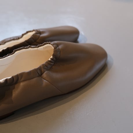 BEAUTIFUL SHOES　BALLETSHOES　BSS1712012　KAHKI BROWN