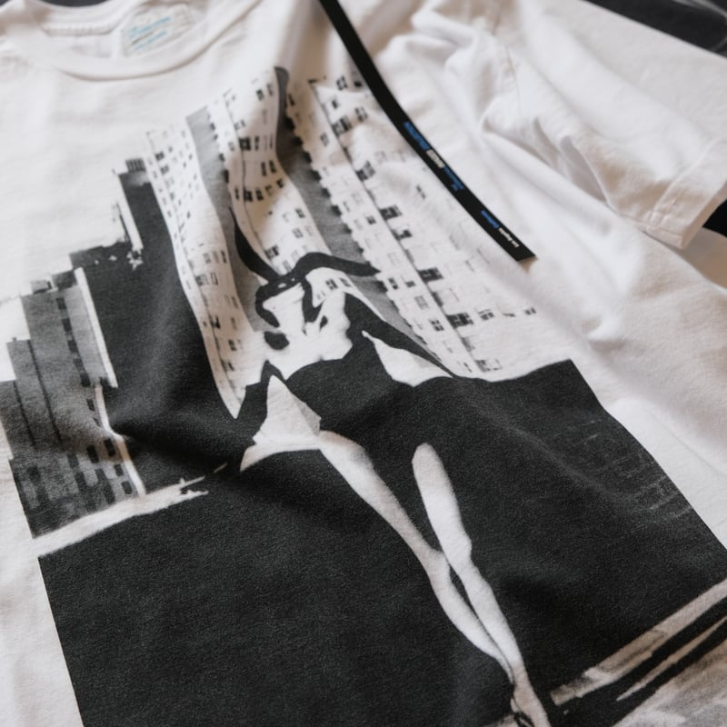 The International Images Collection Tシャツ THE INTERNATIONAL IMAGES COLLECTION T-SHIRT / E