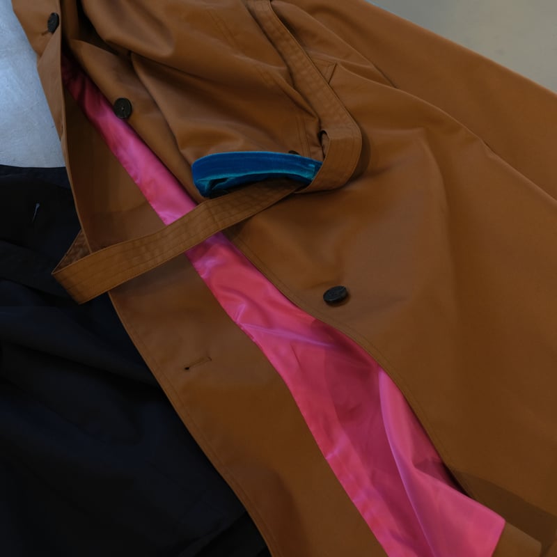 THOMAS MAGPIE back line coat BROWN×TURQUOIS