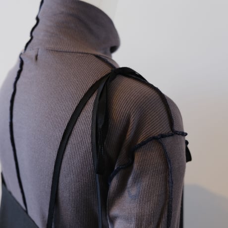 NAKAGAMI　N0222A0035　プリーツ切替スリップドレス　BLACK