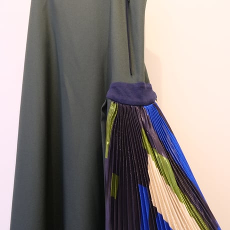 NAKAGAMI　N0222A0035　プリーツ切替スリップドレス　blue×green