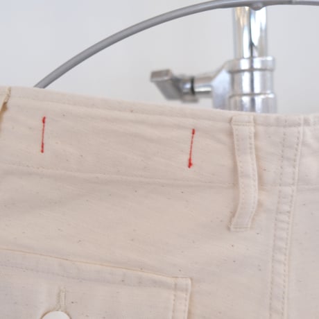 M53.　LUDMILA　ベイカーパンツ　Off　White　M-107