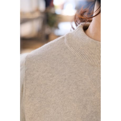 Thomas magpie     tulle knit