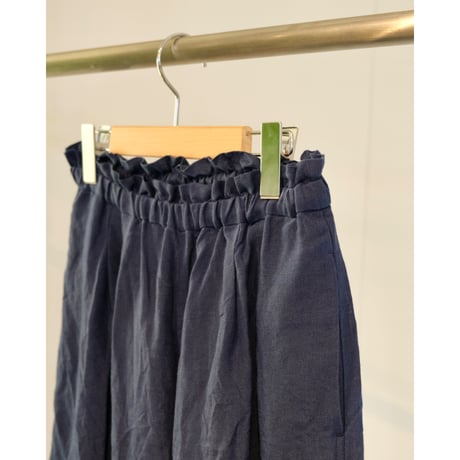 suzuki takayuki   gathered pants Ⅱ dark blue