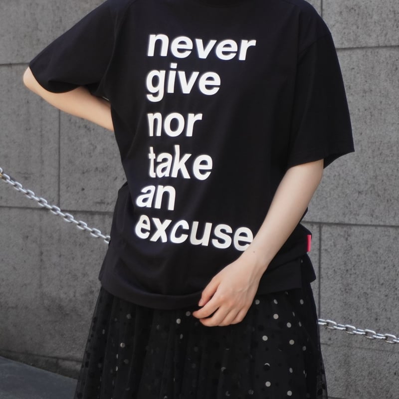 トーマスマグパイ 22SS Never give Tシャツ 半袖 プリント 文字