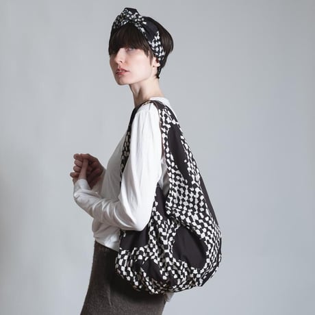 YARN＆COPPER　Organic Cotton Sling Bag 'The MODS' black