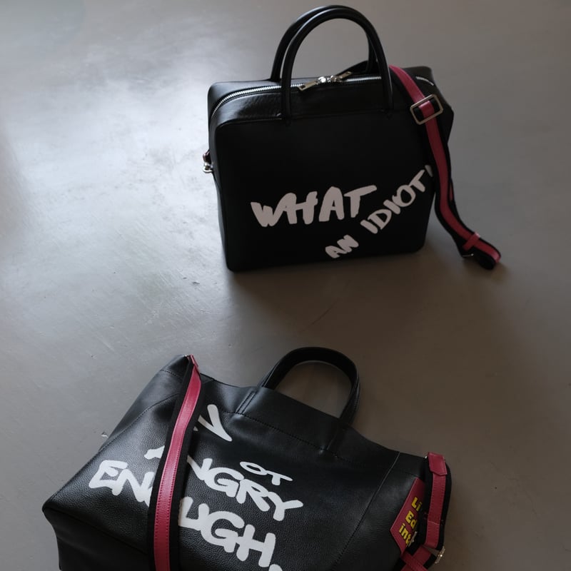 INTOXIC. RESONATES Mad strap tote ブラック |