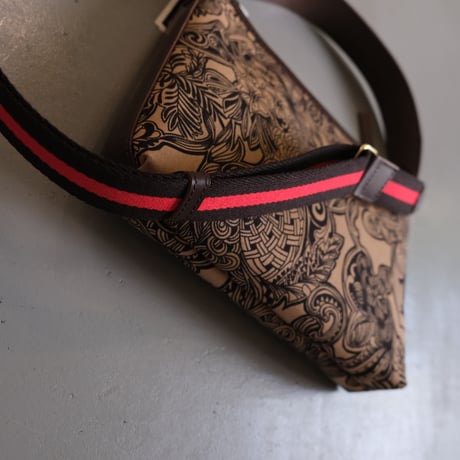 intoxic.　イントキシック　Benita　UB-147　zentangle brown