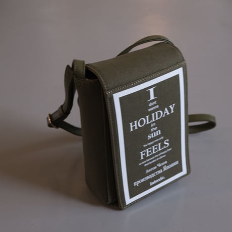 INTOXIC.   HOLIDAY VHS CROSS CARRY 　  khaki