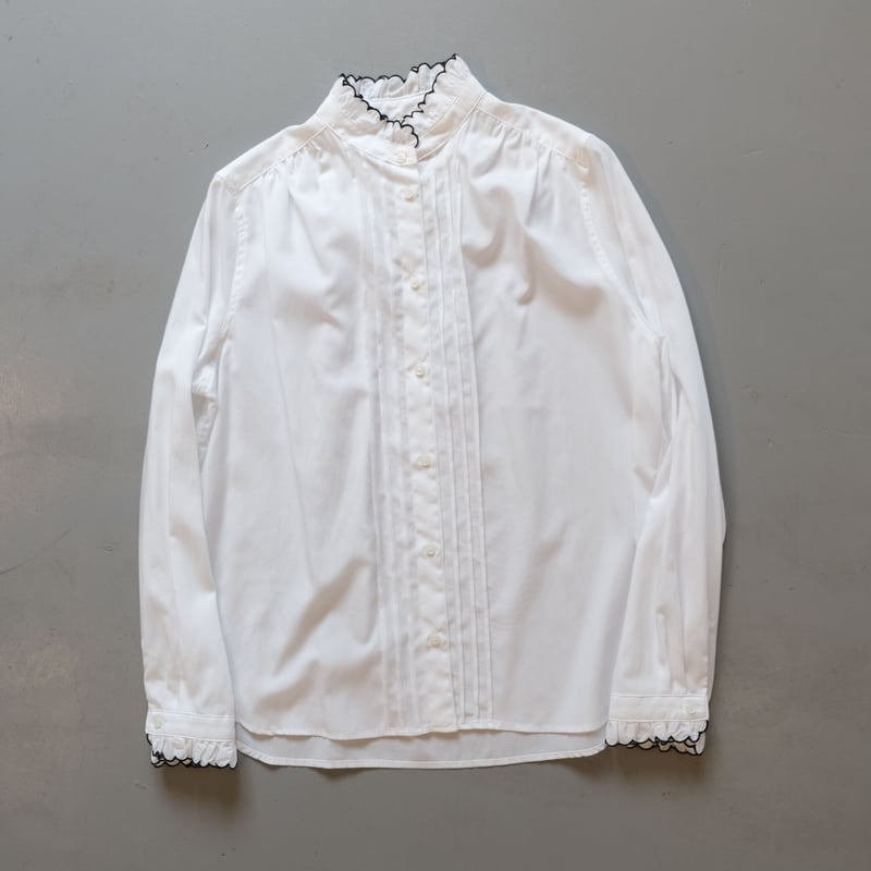 SINME スカラエンブロイダリーシャツ ホワイトXネイビー SINMEスカラ