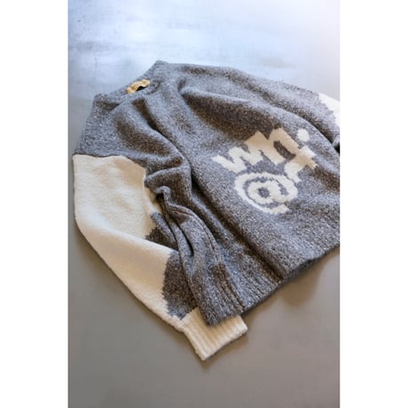 Thomas magpie   knit “WH@T”