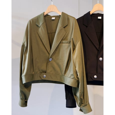 M53.    SHORT JACKET