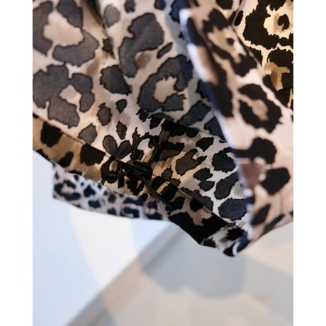 M53. BELTED LEOPARD PANTS