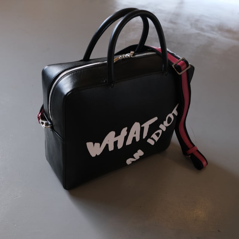 INTOXIC. RESONATES Large idiot ブラック |