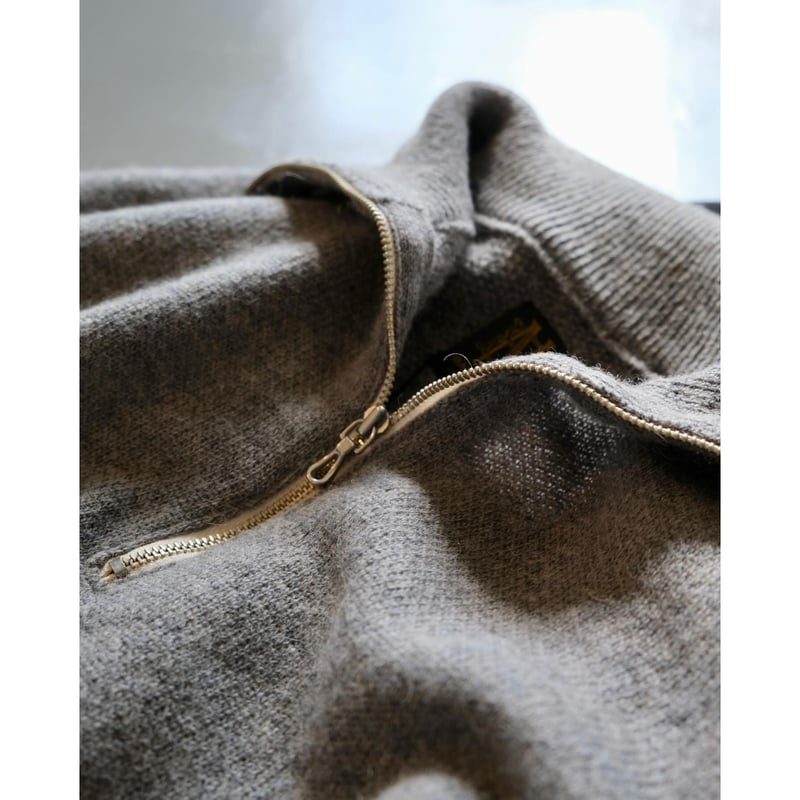 BATONER Men BACKLOOP CAMEL HALF ZIP | geep