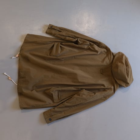 suzuki takayuki　anorak　khaki　A222-08