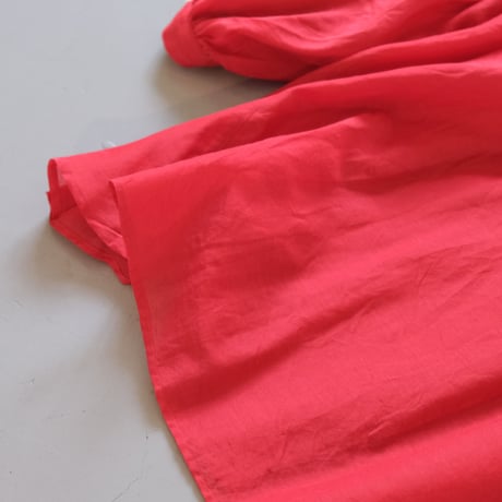 suzuki takayuki　puff-sleeve blouse　dawn red　S231-08