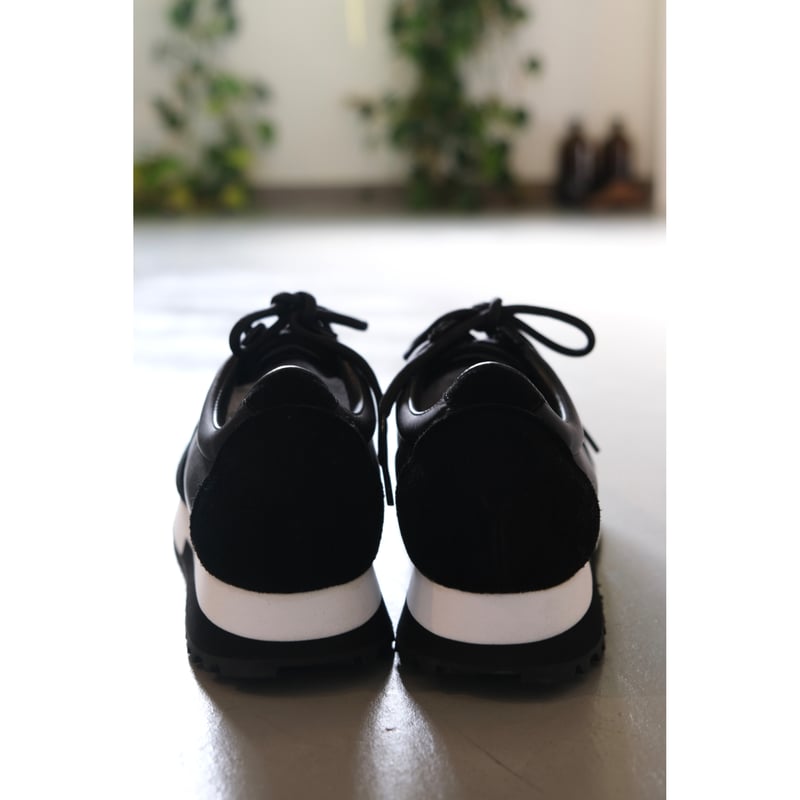 BEAUTIFUL SHOES OLD RUNNING | geep