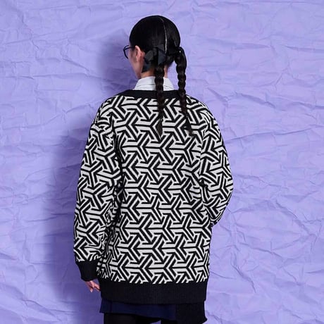 thomas mag pie     knit cardigan “四方八方”