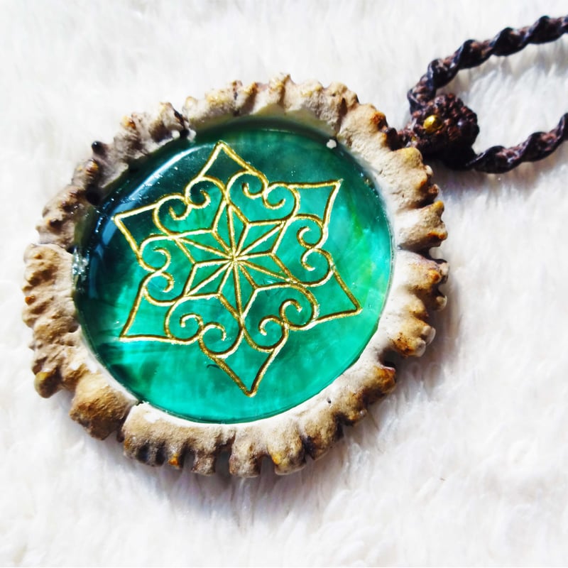 鹿角 アクセサリー素材 端材24kg 008 4ca0a920d6e60abde7eede4b11685e