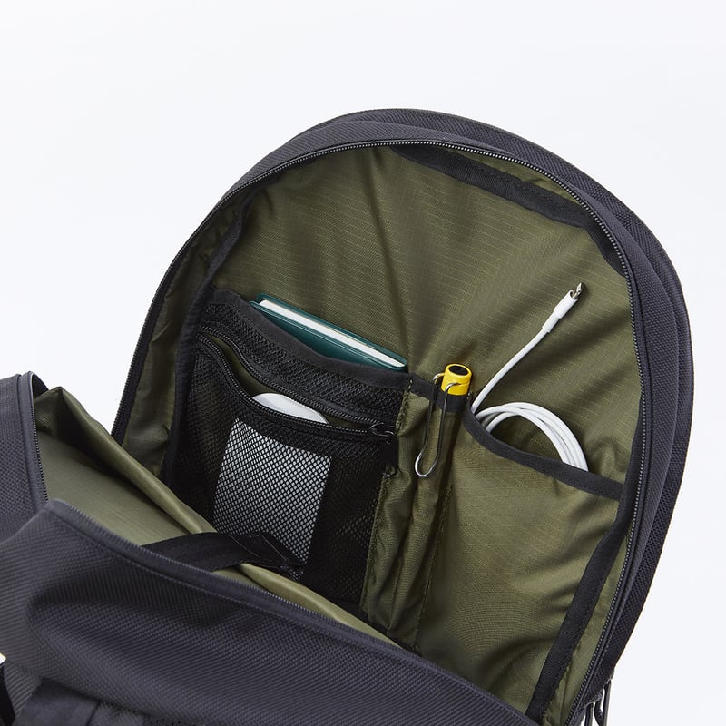 Filer ROBIC-AIR BACK PACK 【NO-001】ベージュ どんなコーデにも好相性。シンプル機能派バッグを相棒に選ぼう