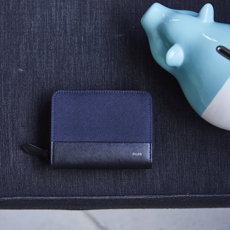 ヒトリエ　シャッタードール　スリーブ　ブックレット付属 SAFFIANO MIDDLE WALLET 【LY-003】 | Filer