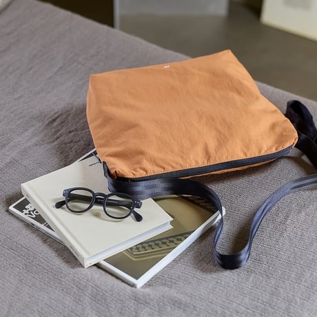 CATEGORY Beige | Filer