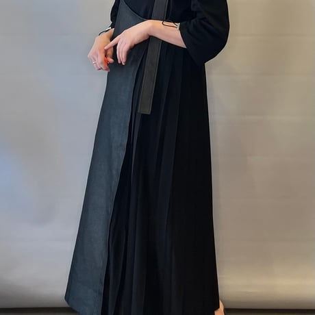 MARECHAL TERRE サイドプリーツジャンパースカート