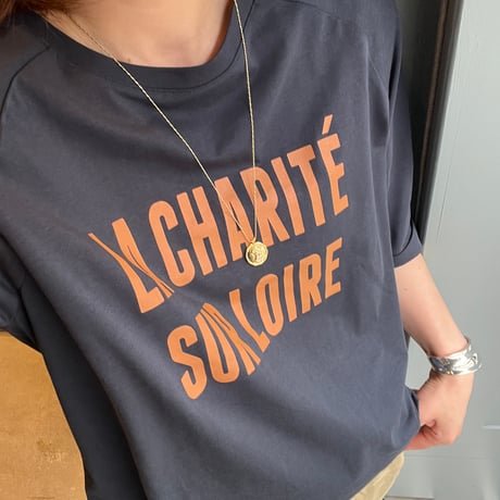 CLOCHE ロゴTシャツ