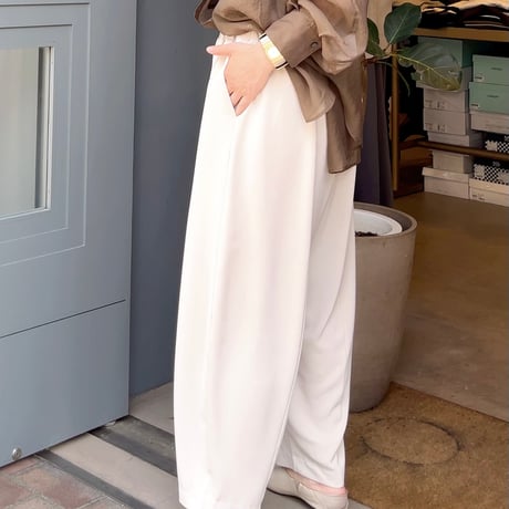 anna kerry イージーワイドパンツ