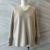 MAXOU ウール混スムースシャギーVネックトップスご予約金